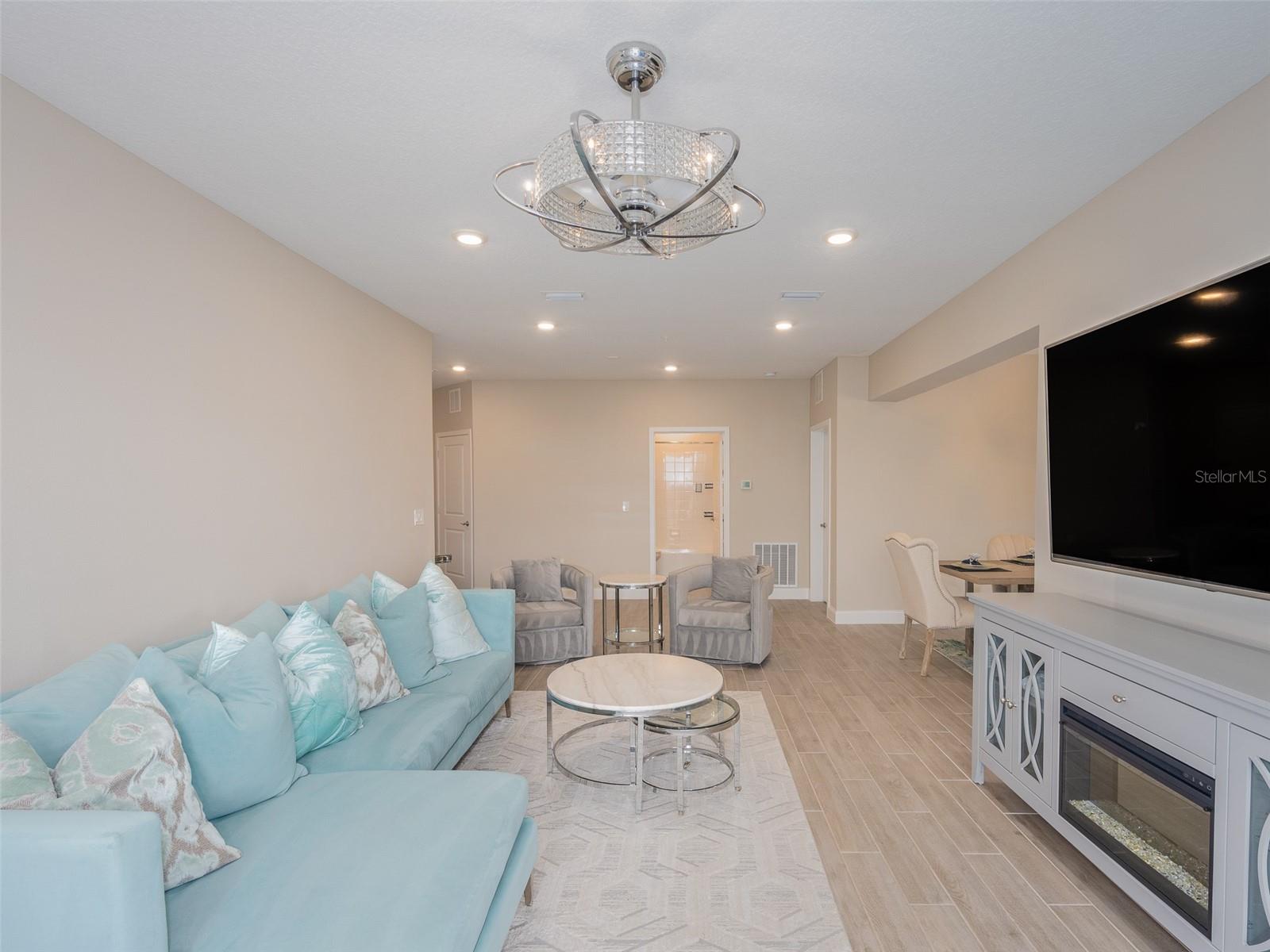 7517 LAUREATE BOULEVARD, #4303, Orlando, FL 32827