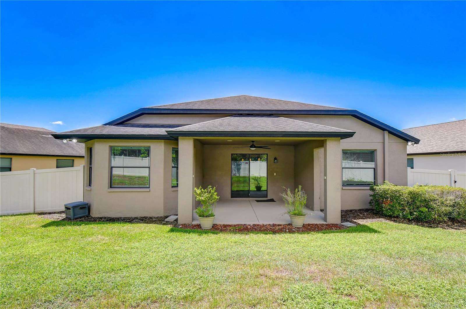 826 VINO VERDE CIRCLE, Brandon, FL 33511