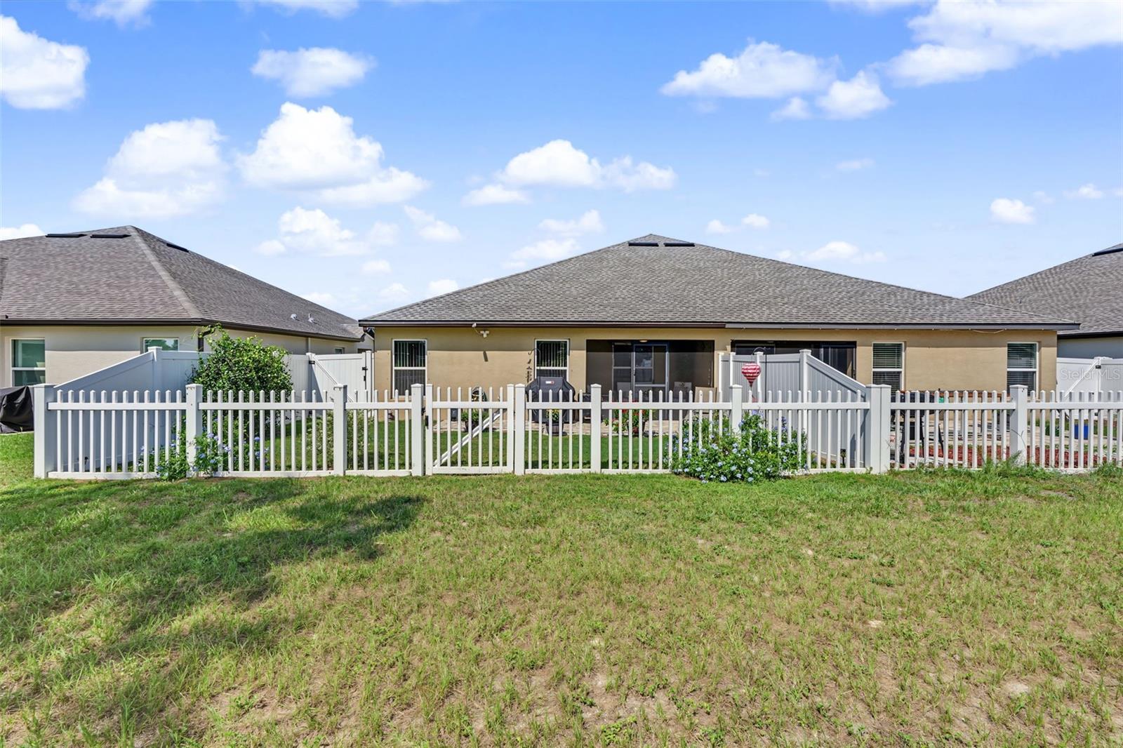 8951 SOUTHERN CHARM CIRCLE, Brooksville, FL 34613