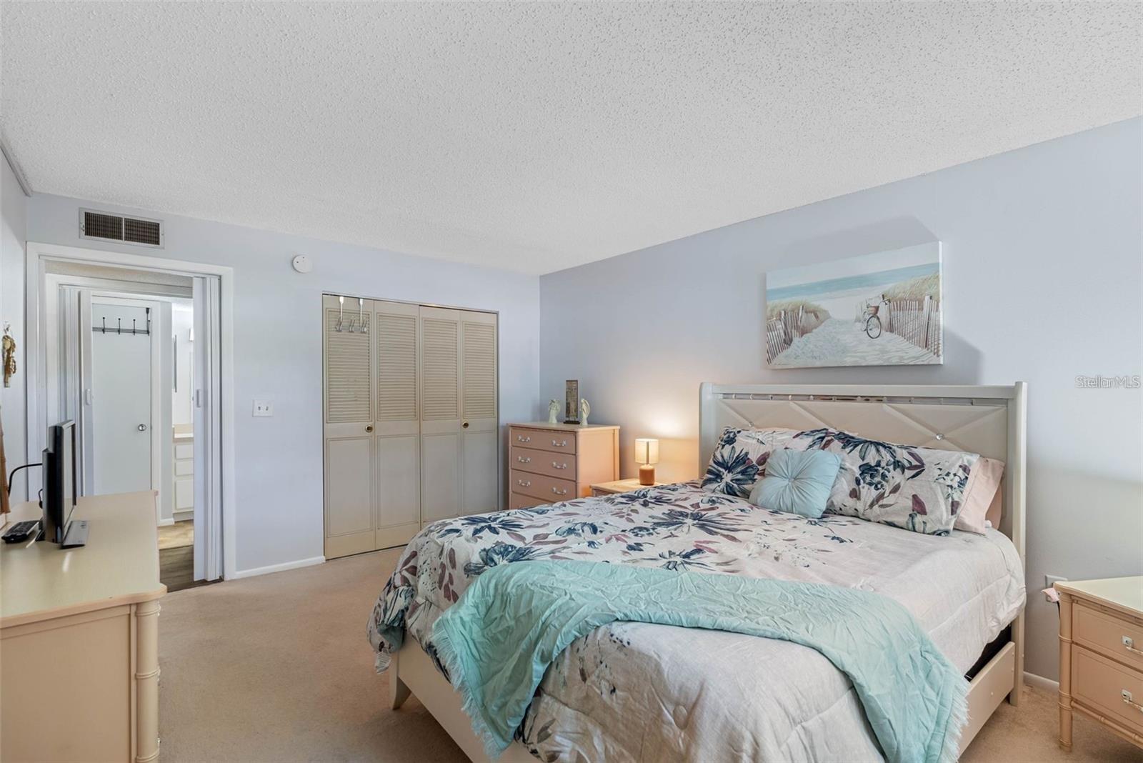 870 VIRGINIA STREET, #104, Dunedin, FL 34698