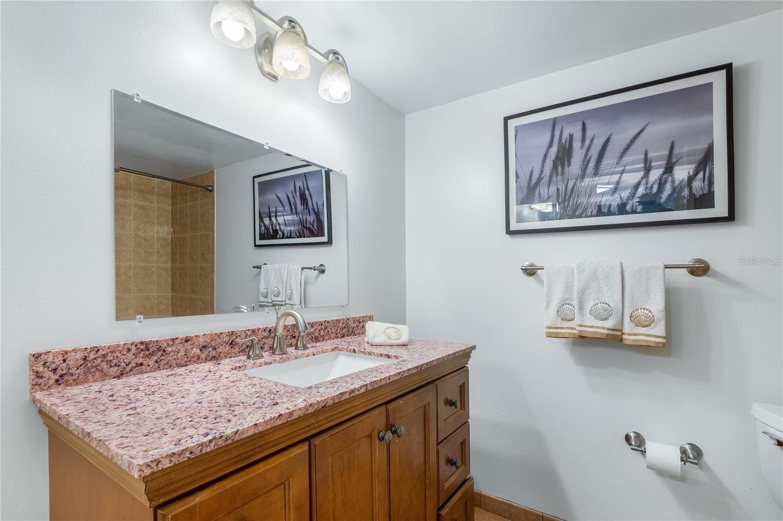 Bathroom with plenty of storage
