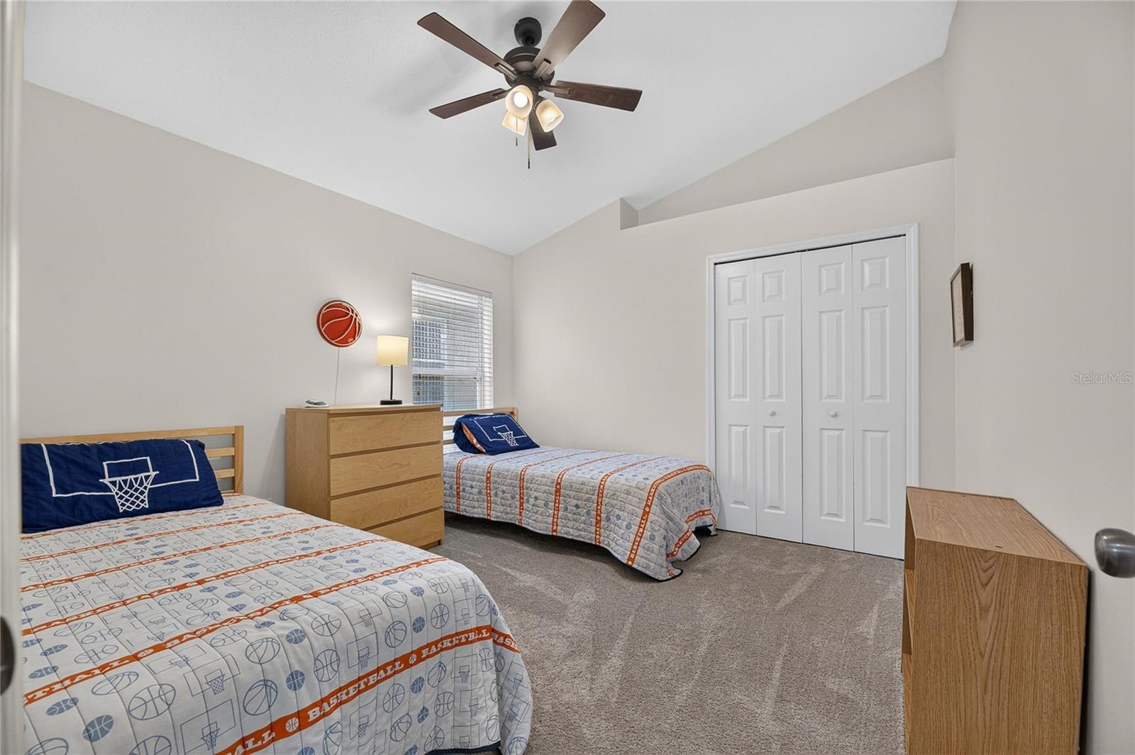 1438 EMERALD HILL WAY, Valrico, FL 33594
