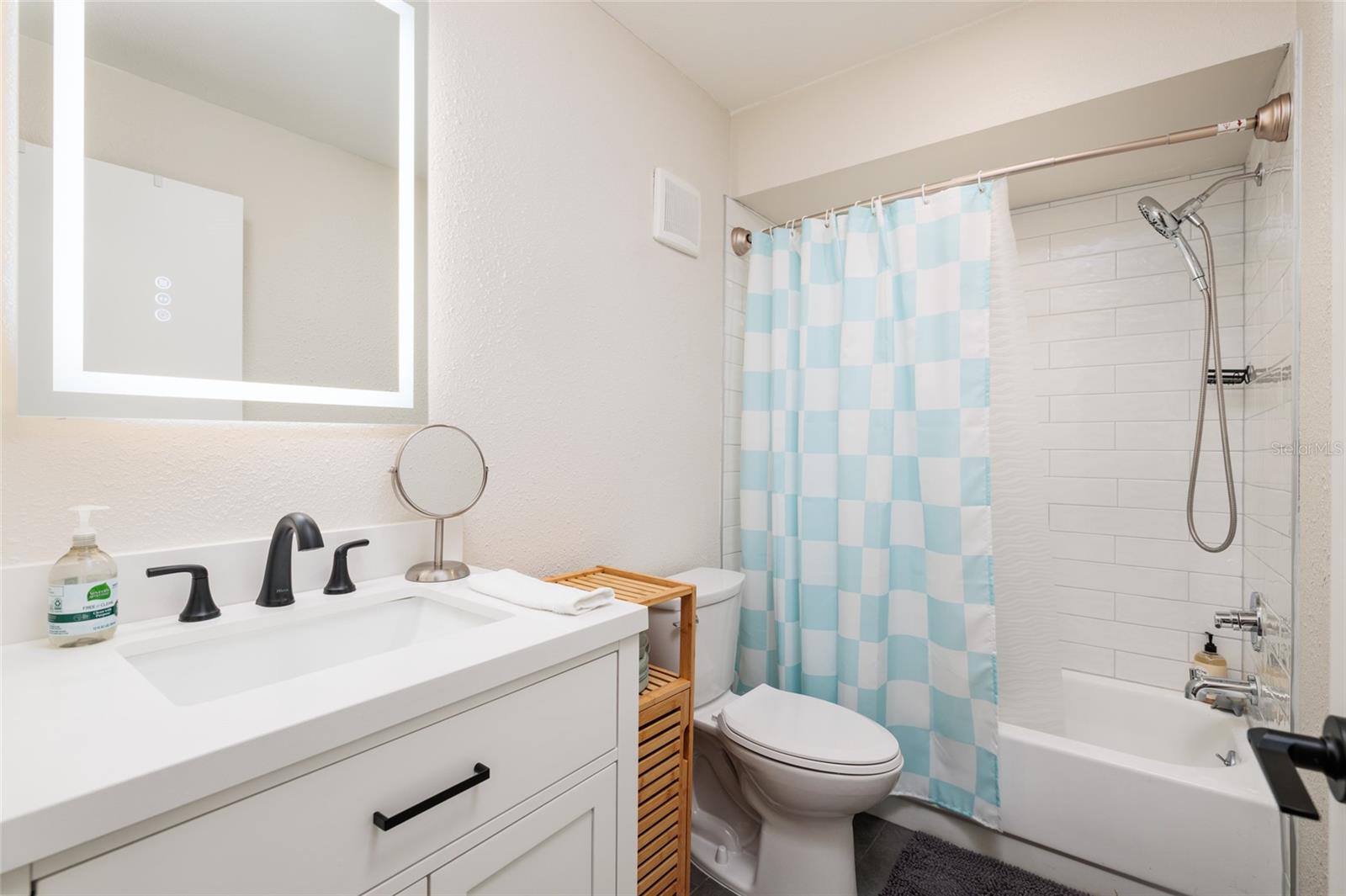 4595 CHANCELLOR STREET NE, #114, St Petersburg, FL 33703