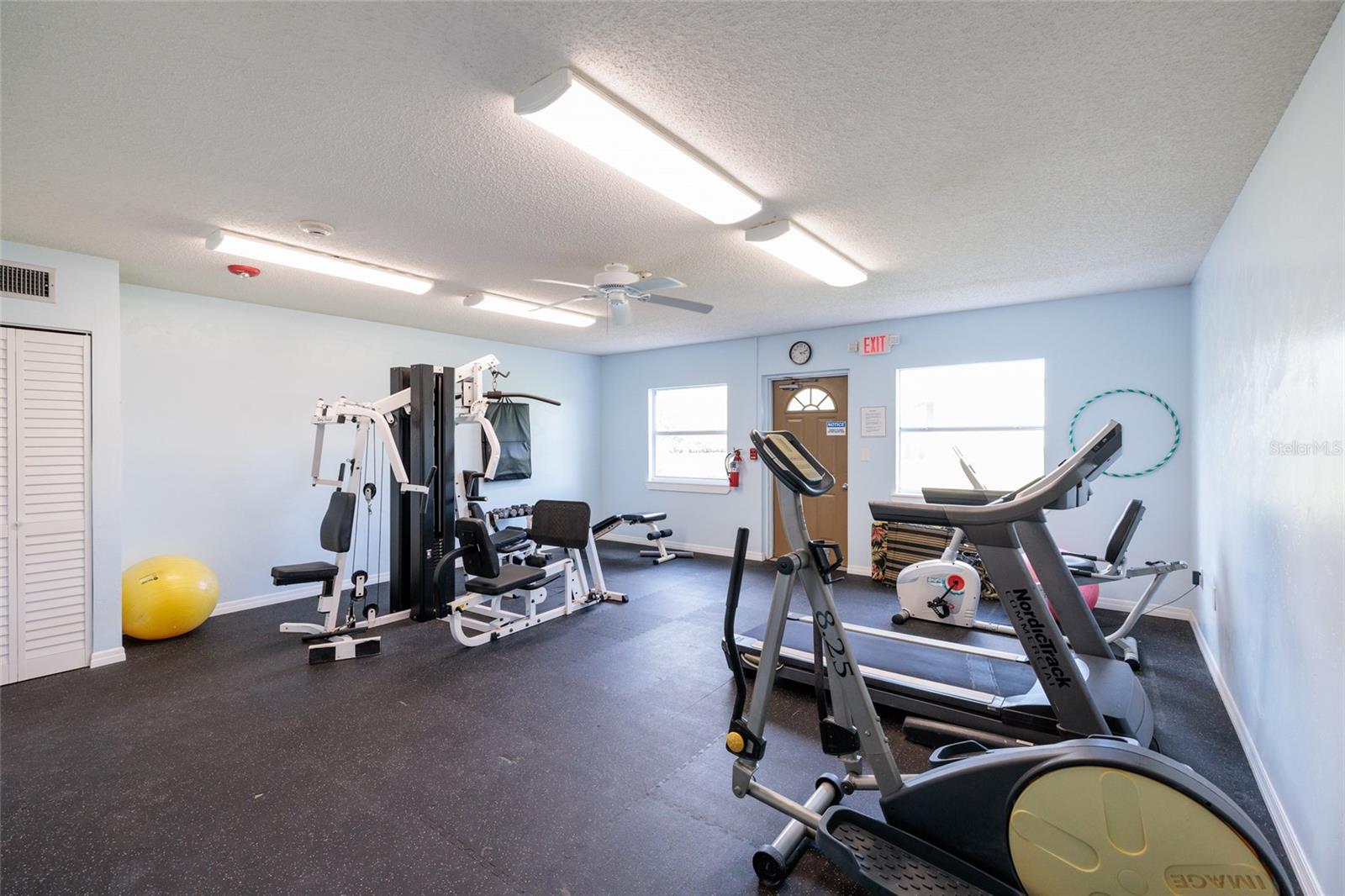 4595 CHANCELLOR STREET NE, #114, St Petersburg, FL 33703