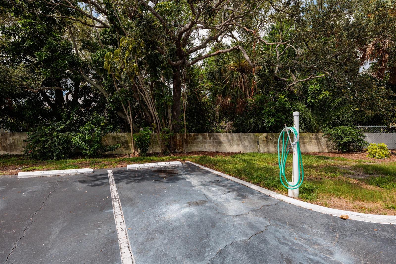 4595 CHANCELLOR STREET NE, #114, St Petersburg, FL 33703