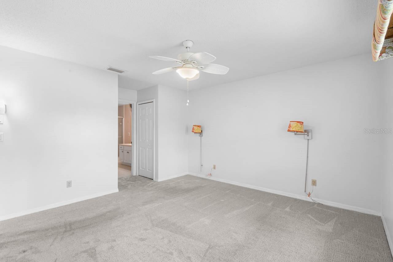1001 ARDMORE WAY, Sun City Center, FL 33573