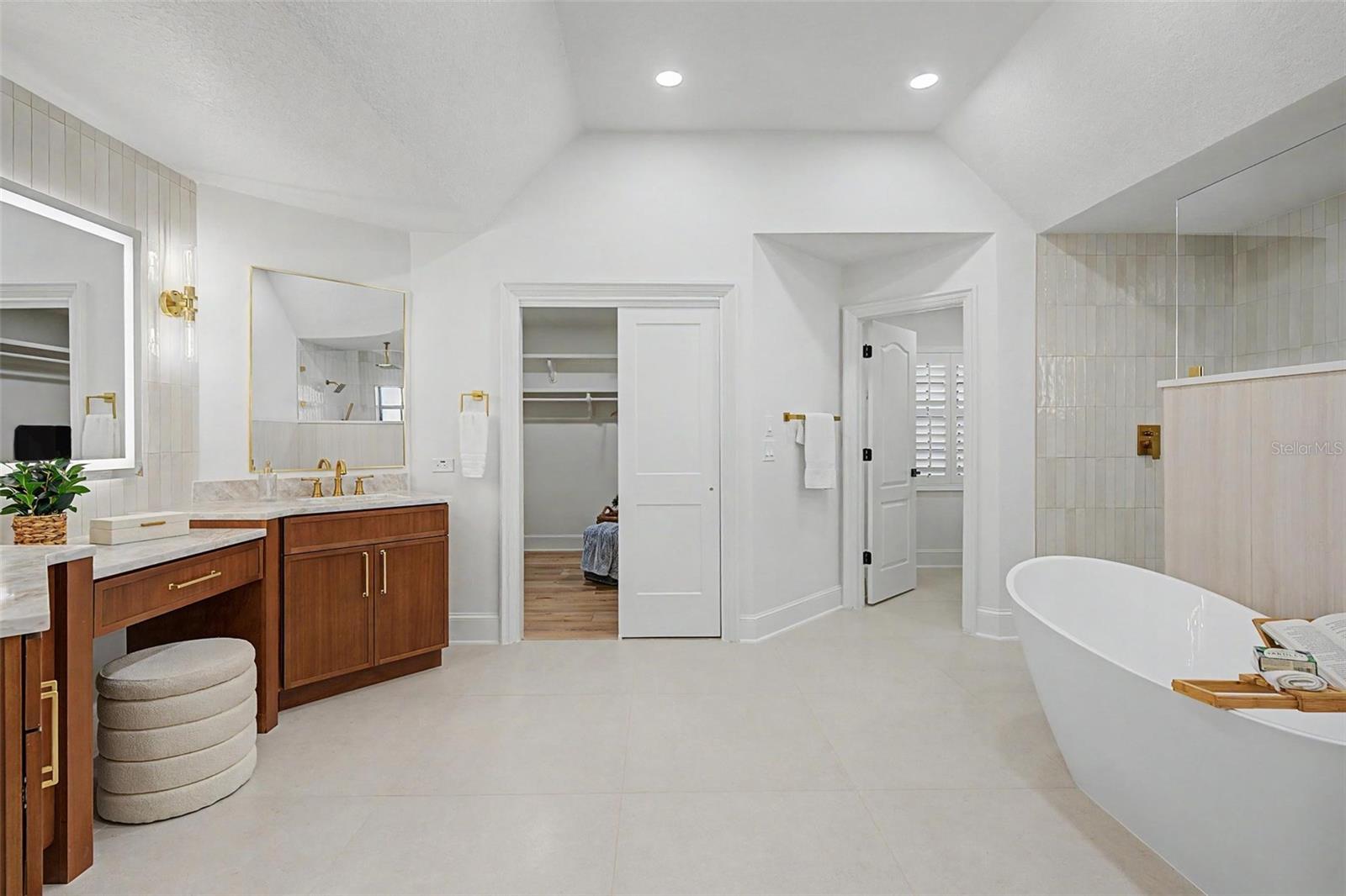 35 GREENHAVEN TRAIL, Oldsmar, FL 34677