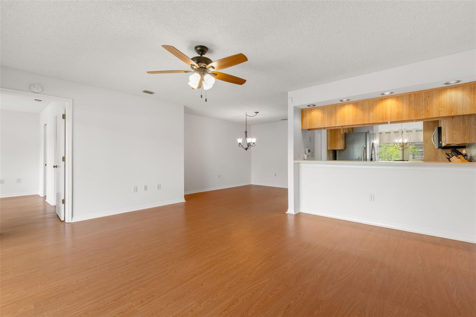 1801 E LAKE ROAD, #19D, Palm Harbor, FL 34685