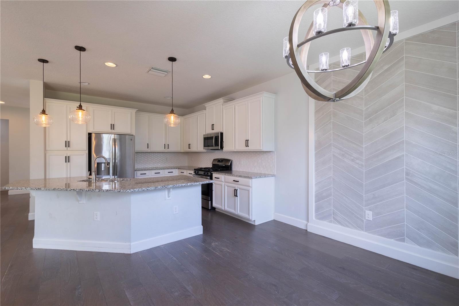 7214 PARADISO DRIVE, Apollo Beach, FL 33572