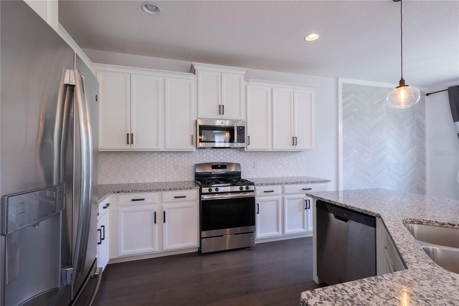 7214 PARADISO DRIVE, Apollo Beach, FL 33572