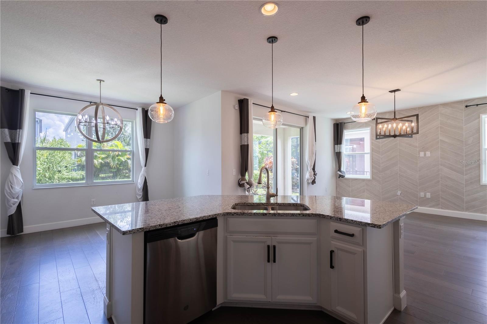 7214 PARADISO DRIVE, Apollo Beach, FL 33572