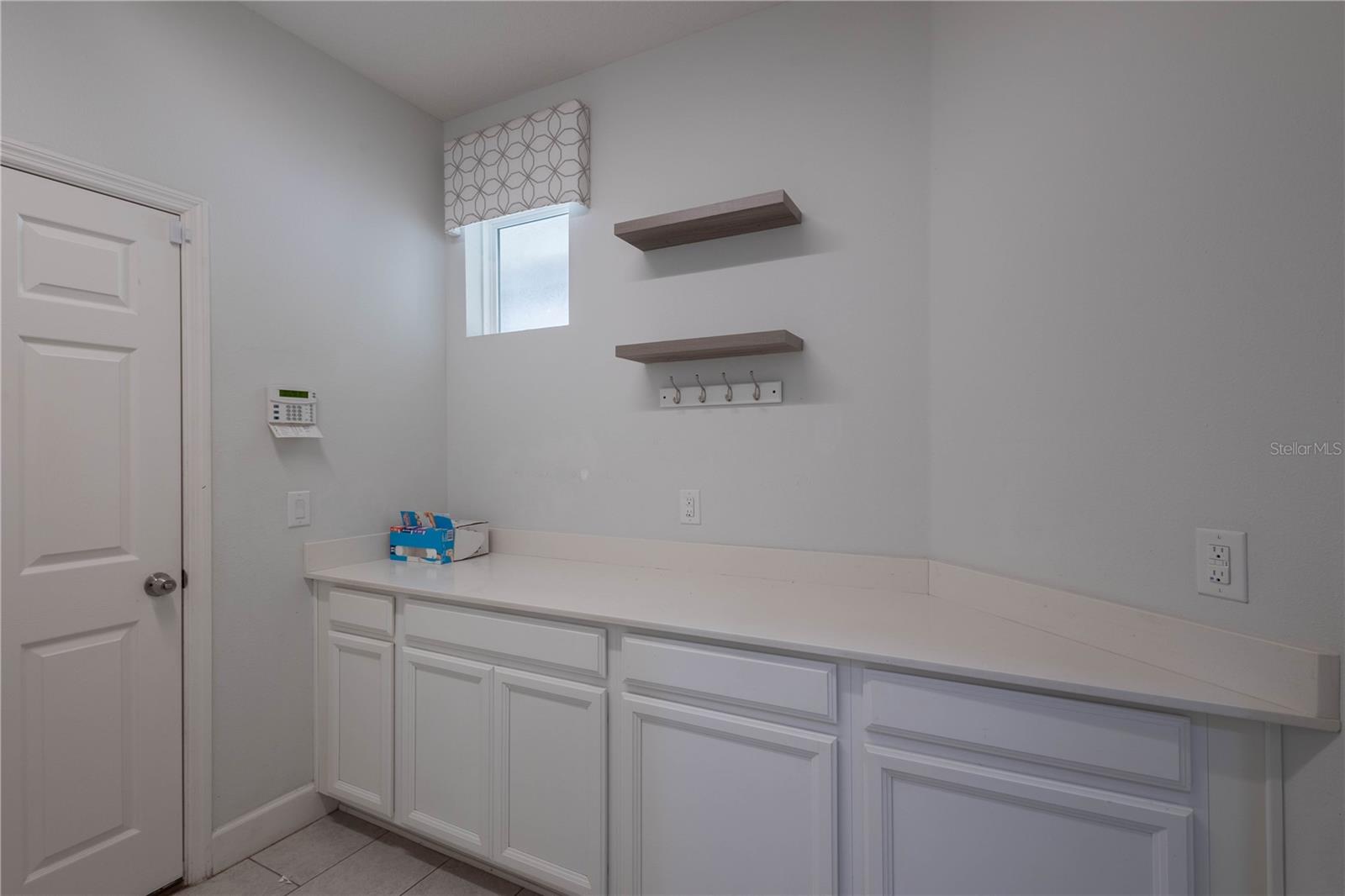 7214 PARADISO DRIVE, Apollo Beach, FL 33572