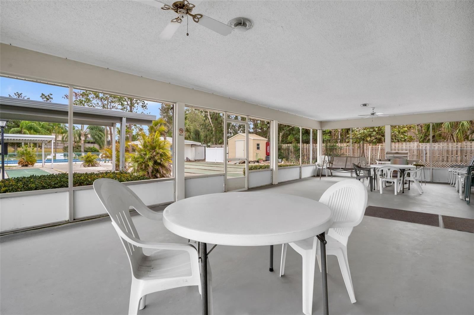 12400 PARK BLVD, #206, Seminole, FL 33772