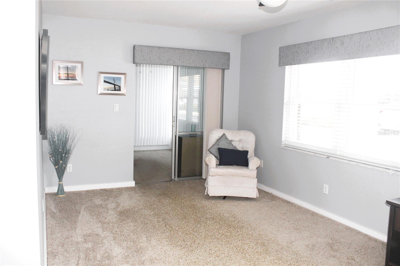 12400 PARK BLVD, #206, Seminole, FL 33772