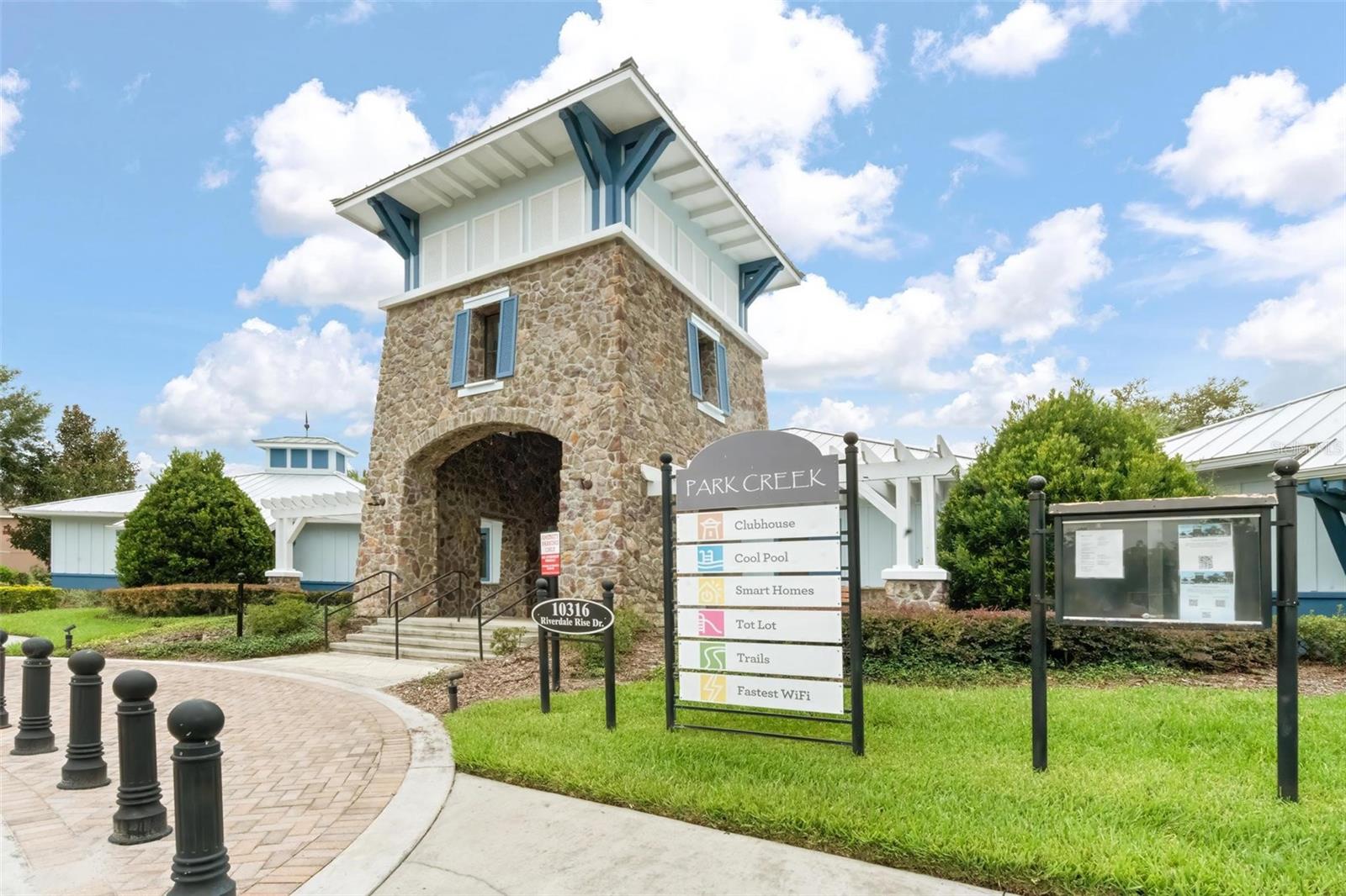 10321 RIVERDALE RISE DRIVE, Riverview, FL 33578