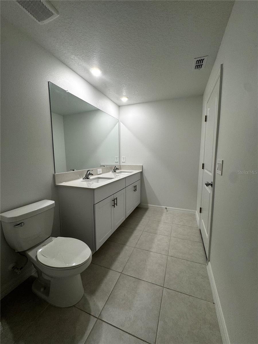 10149 TRUMPET HONEYSUCKLE WAY, San Antonio, FL 33576