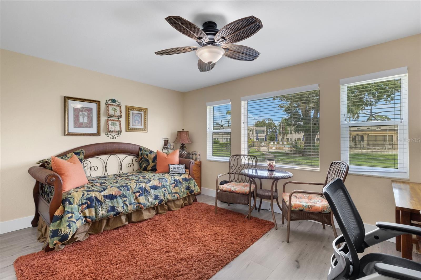 3rd Bedroom/Home Office