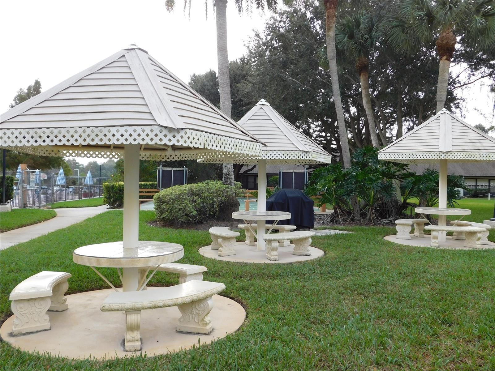 Club House Picnic Area