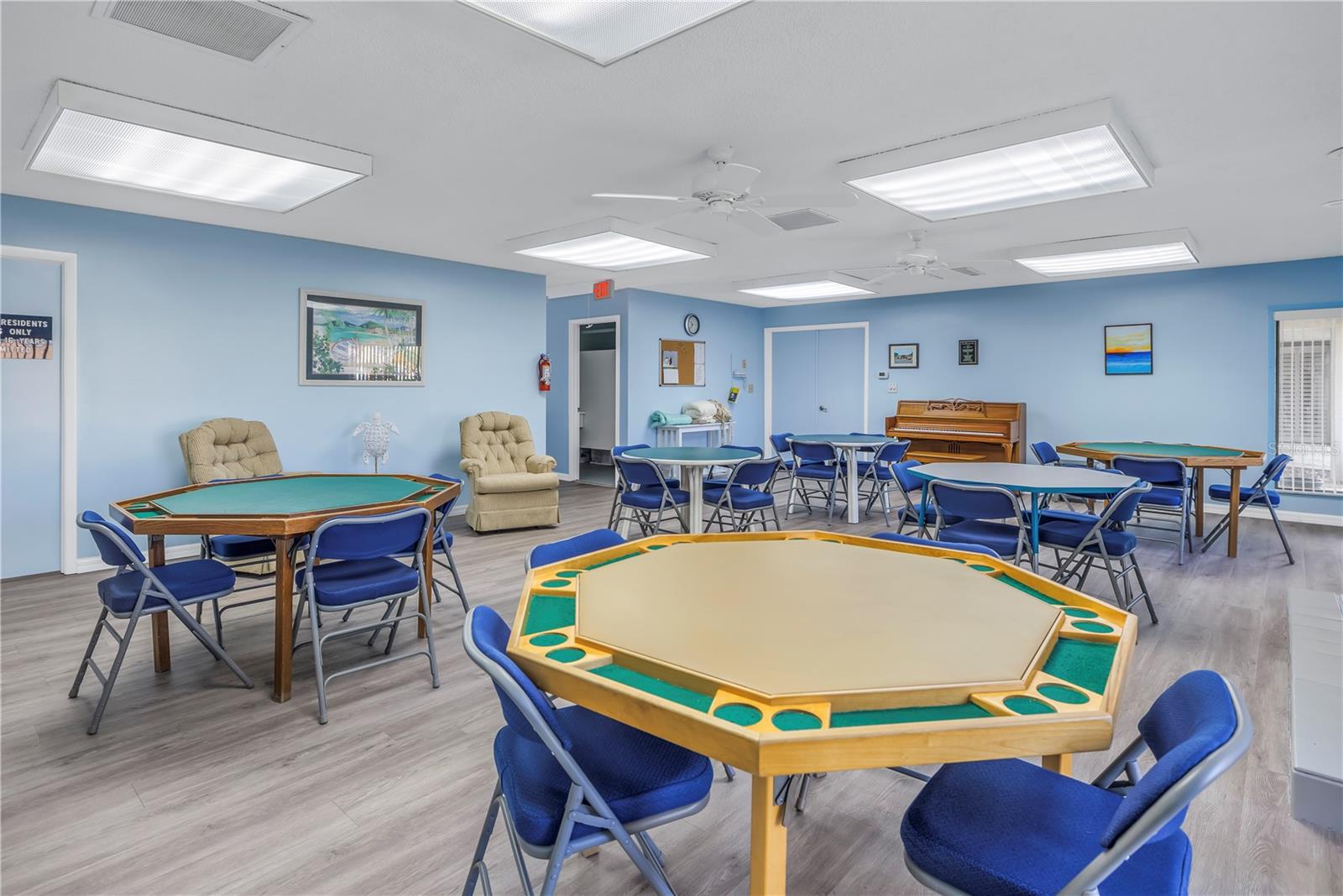 Clubhouse Card Area