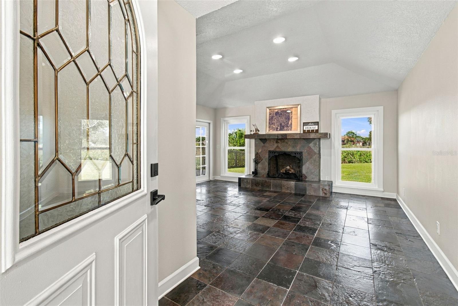 3021 W SITKA STREET, Tampa, FL 33614