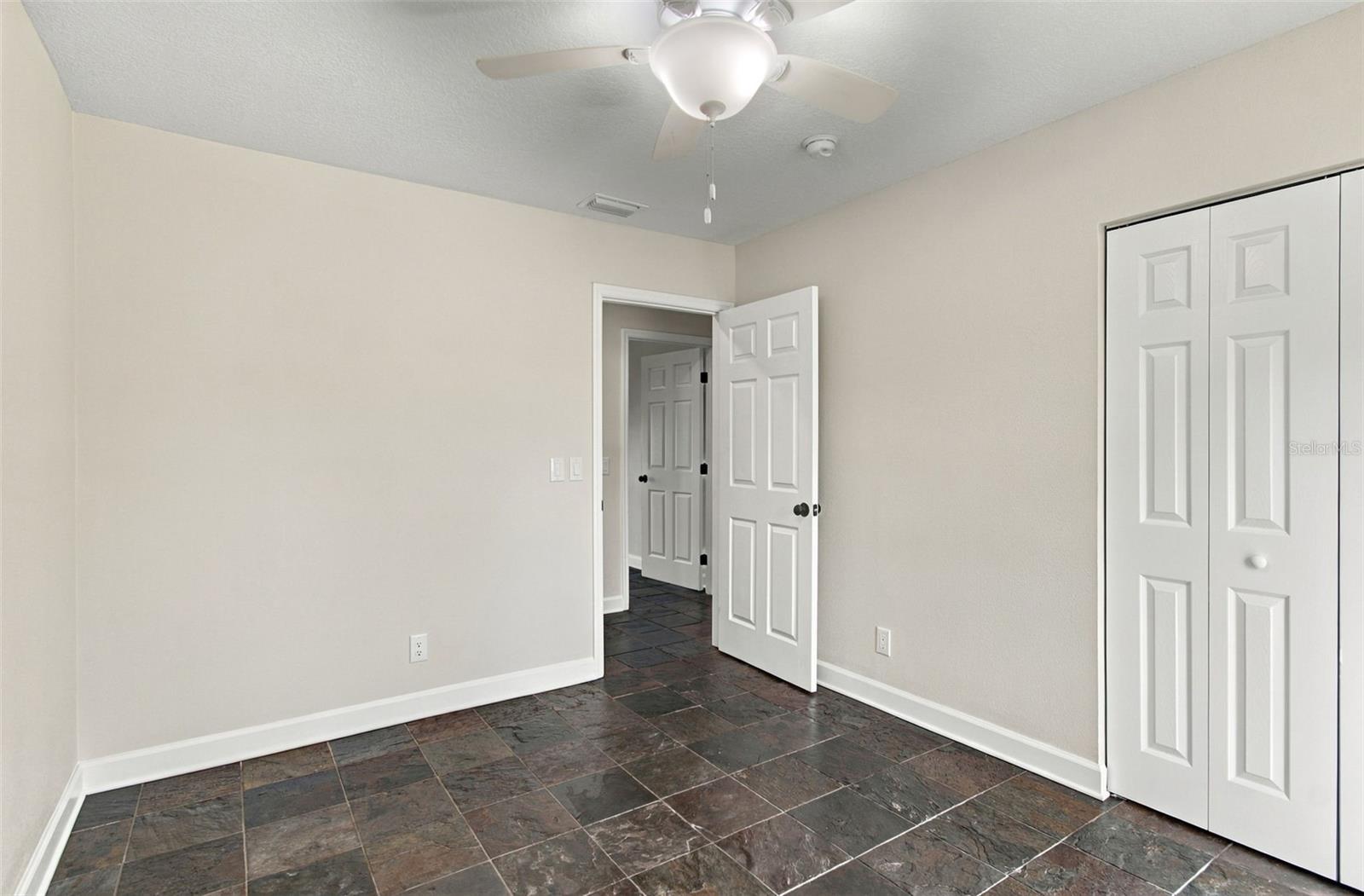 3021 W SITKA STREET, Tampa, FL 33614