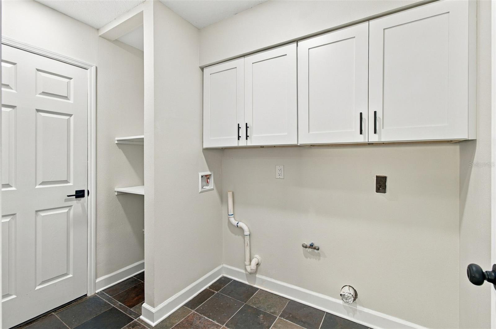 3021 W SITKA STREET, Tampa, FL 33614