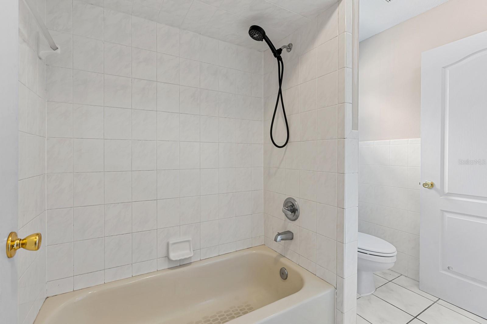 guest bath 2