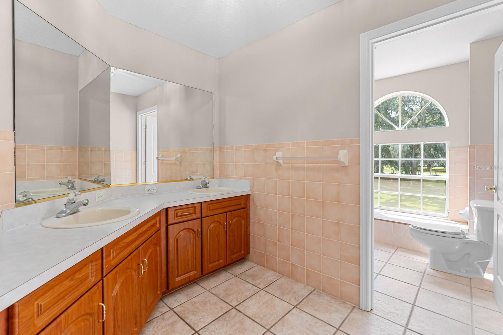Guest bath 3