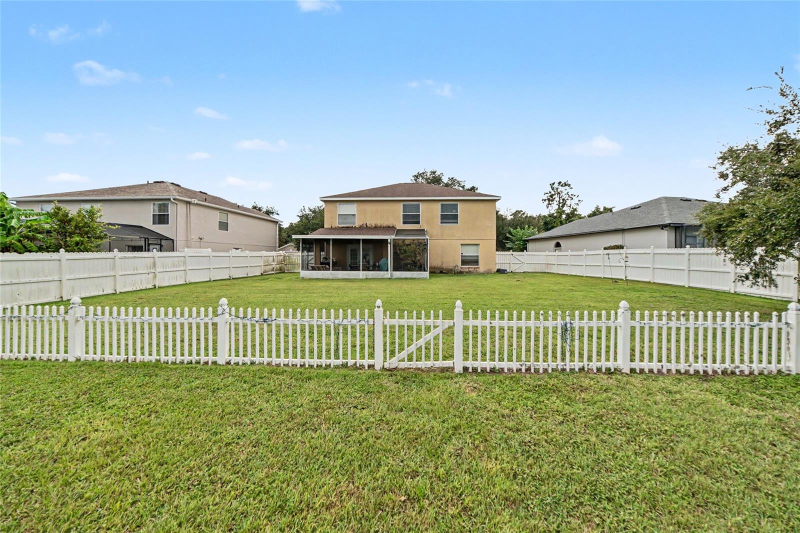 15110 HERONGLEN DRIVE, Lithia, FL 33547