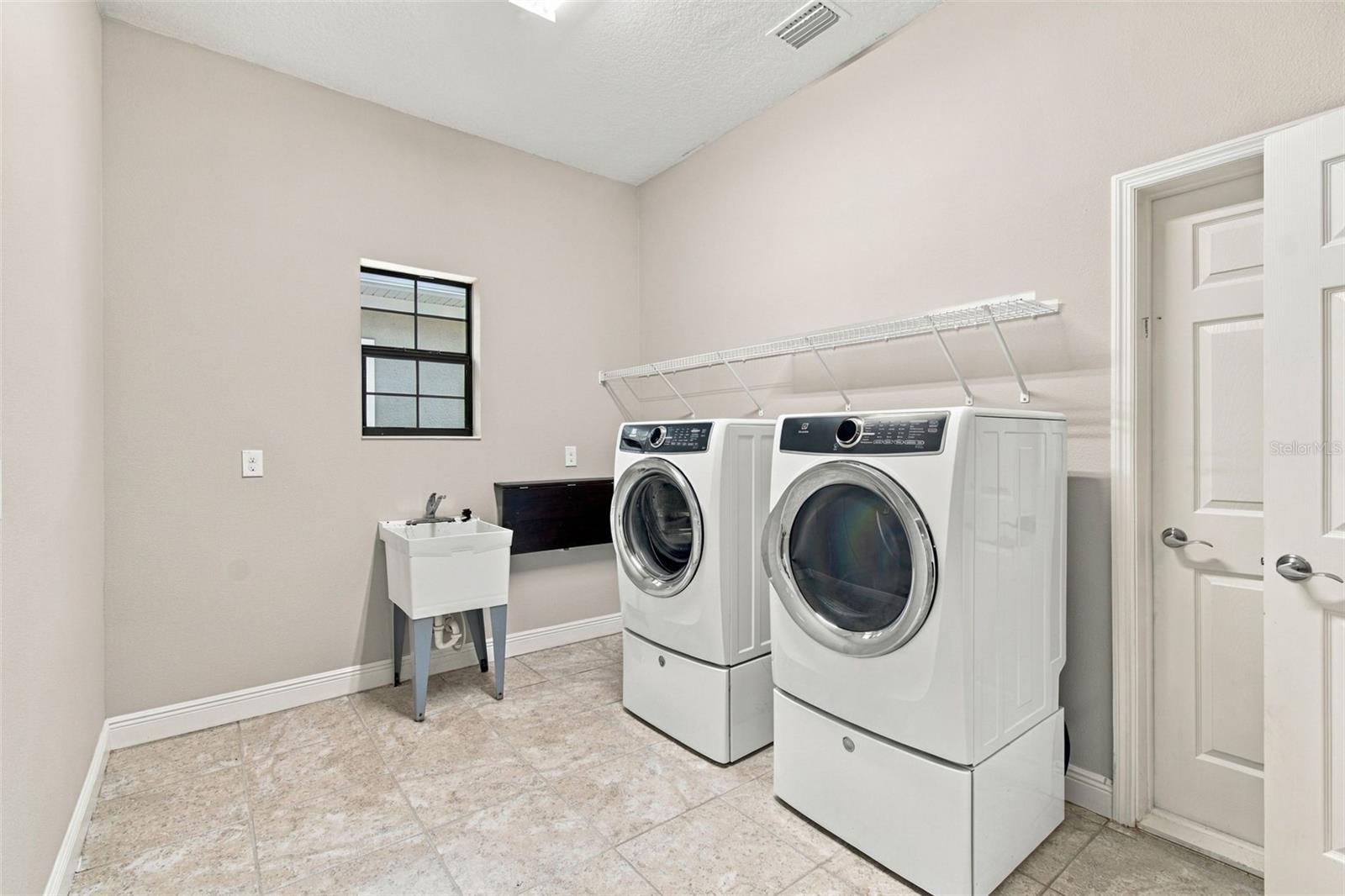 Large Laundry Room