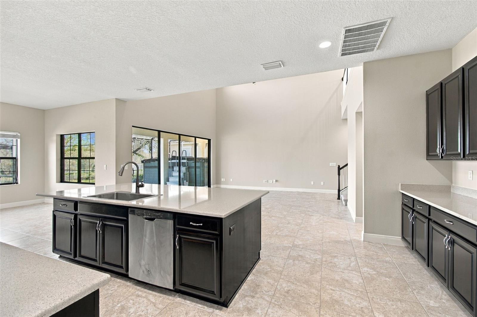 5830 WATERCOLOR DRIVE, Lithia, FL 33547