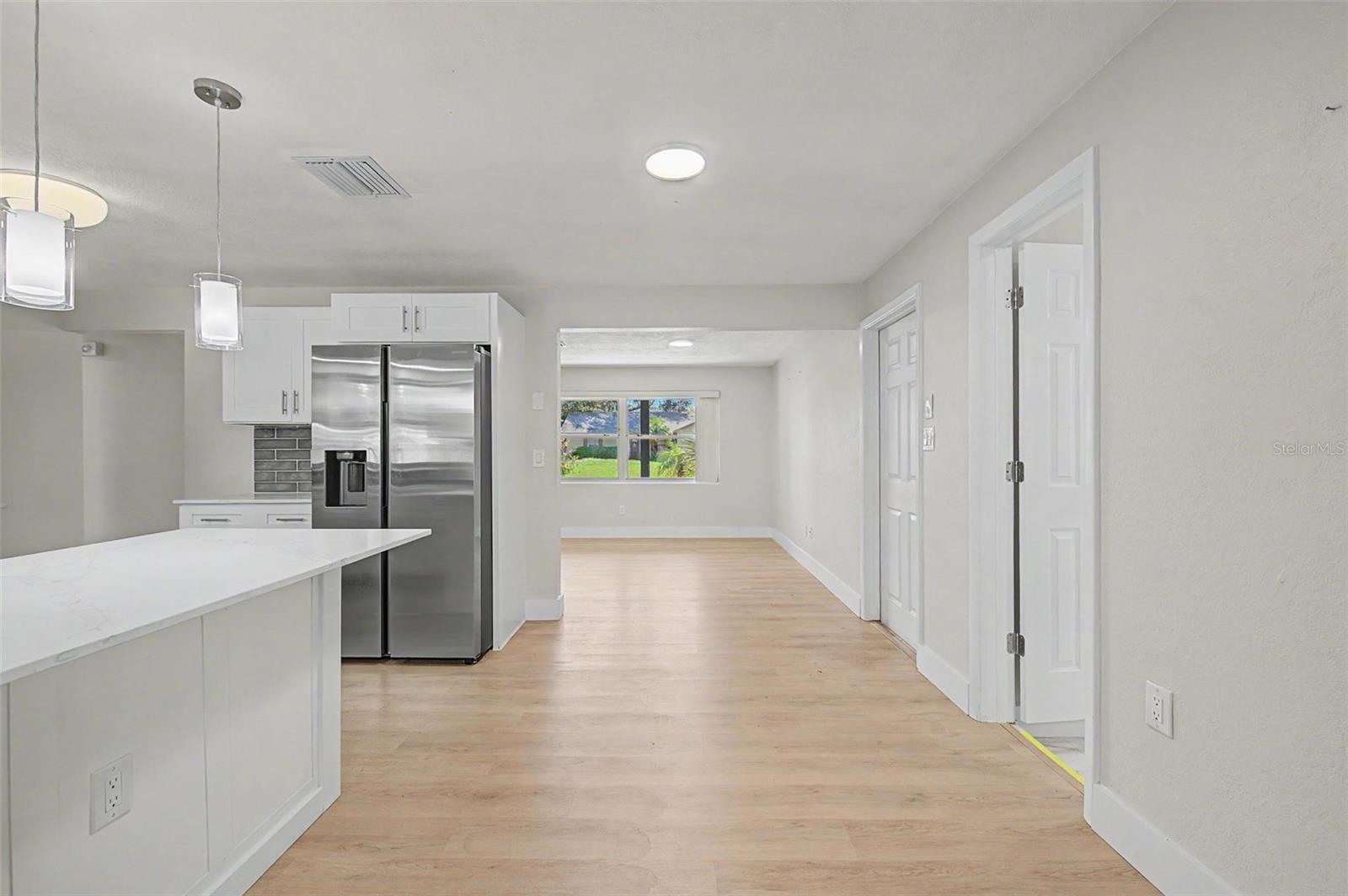 1073 KENWOOD DRIVE, Dunedin, FL 34698