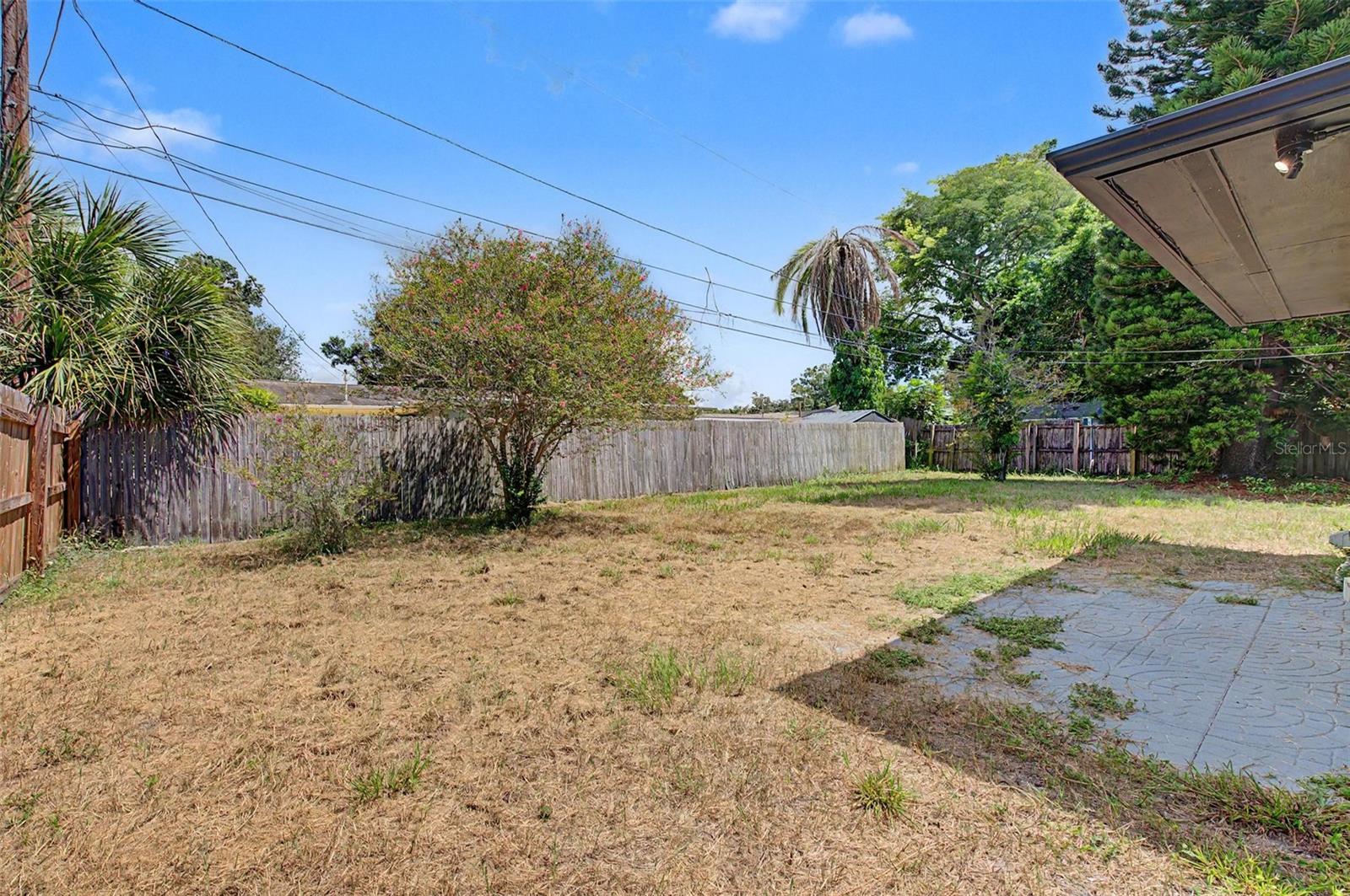 1073 KENWOOD DRIVE, Dunedin, FL 34698