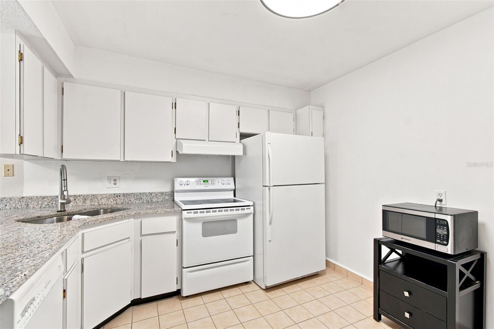 1655 S HIGHLAND AVENUE, #B110, Clearwater, FL 33756