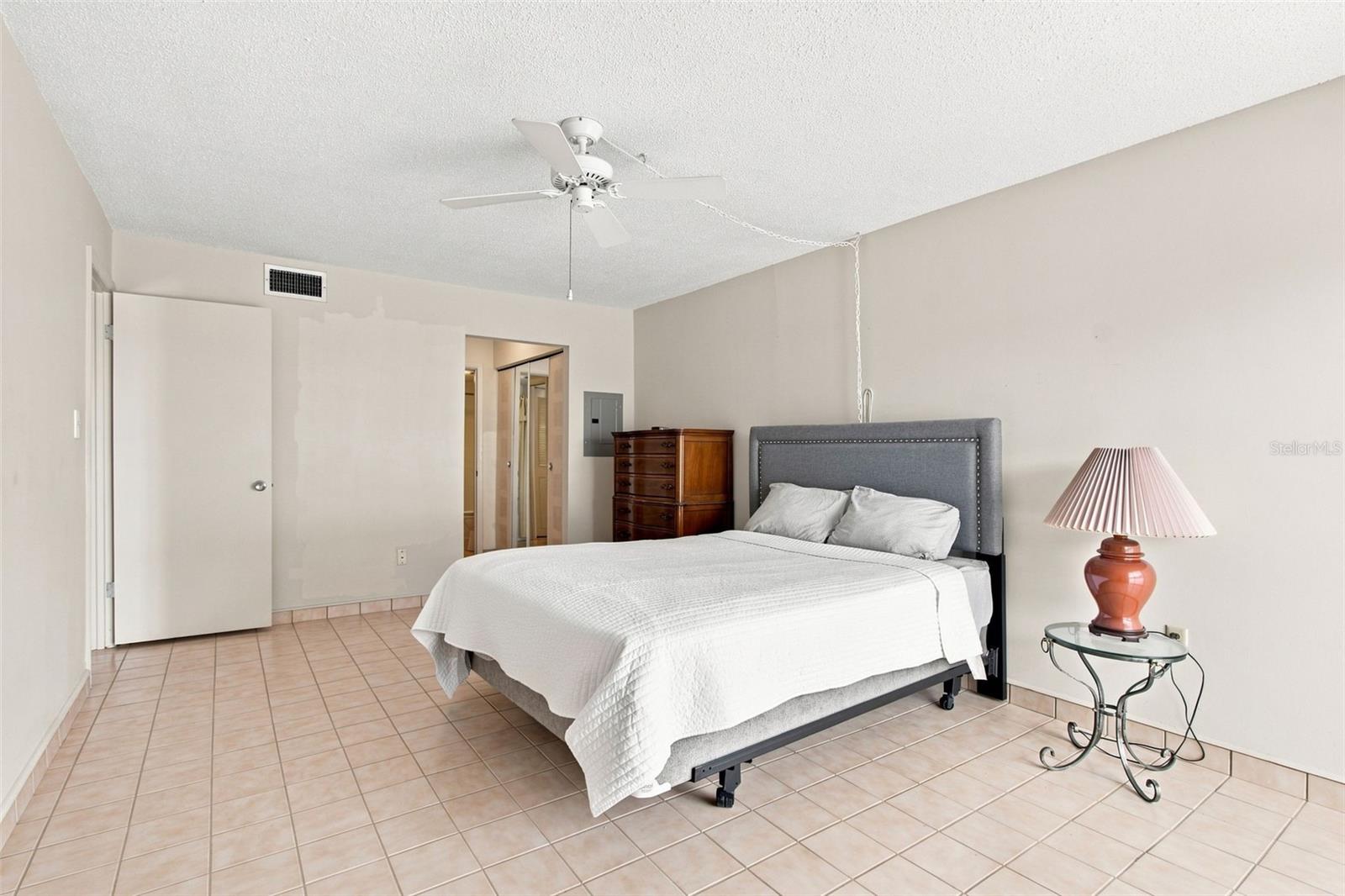 1655 S HIGHLAND AVENUE, #B110, Clearwater, FL 33756