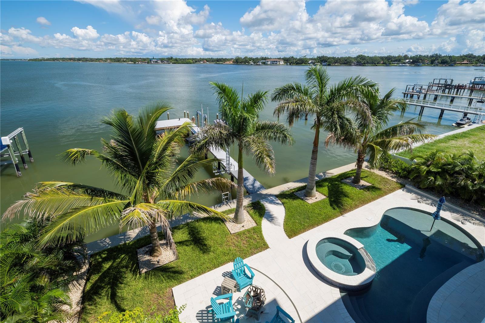 7973 CAUSEWAY BOULEVARD N, St Petersburg, FL 33707 7973 CAUSEWAY BOULEVARD N, St Petersburg, FL 33707