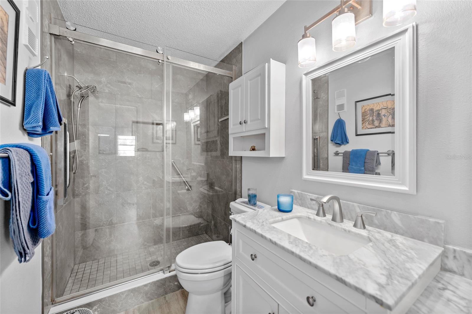 Freshly updated Primary Bathroom-lovely!