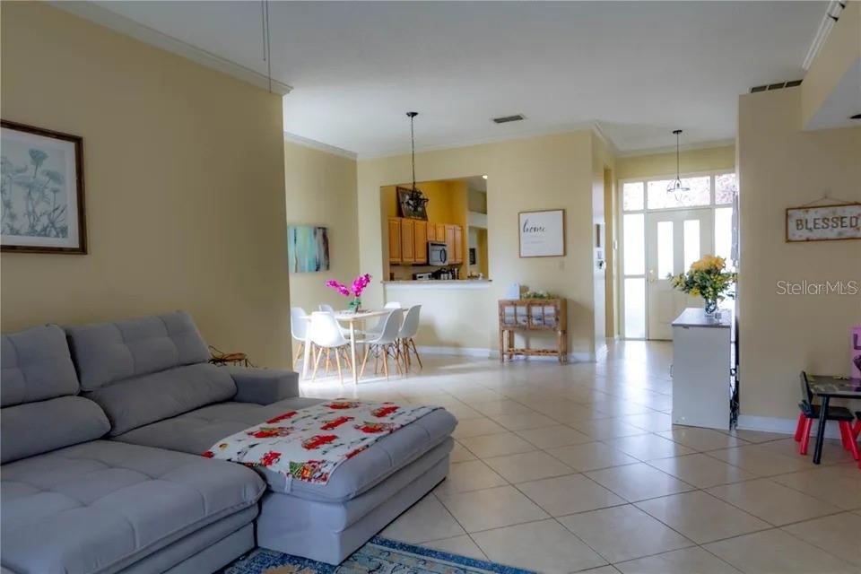 2545 CLARINET DRIVE, Orlando, FL 32837