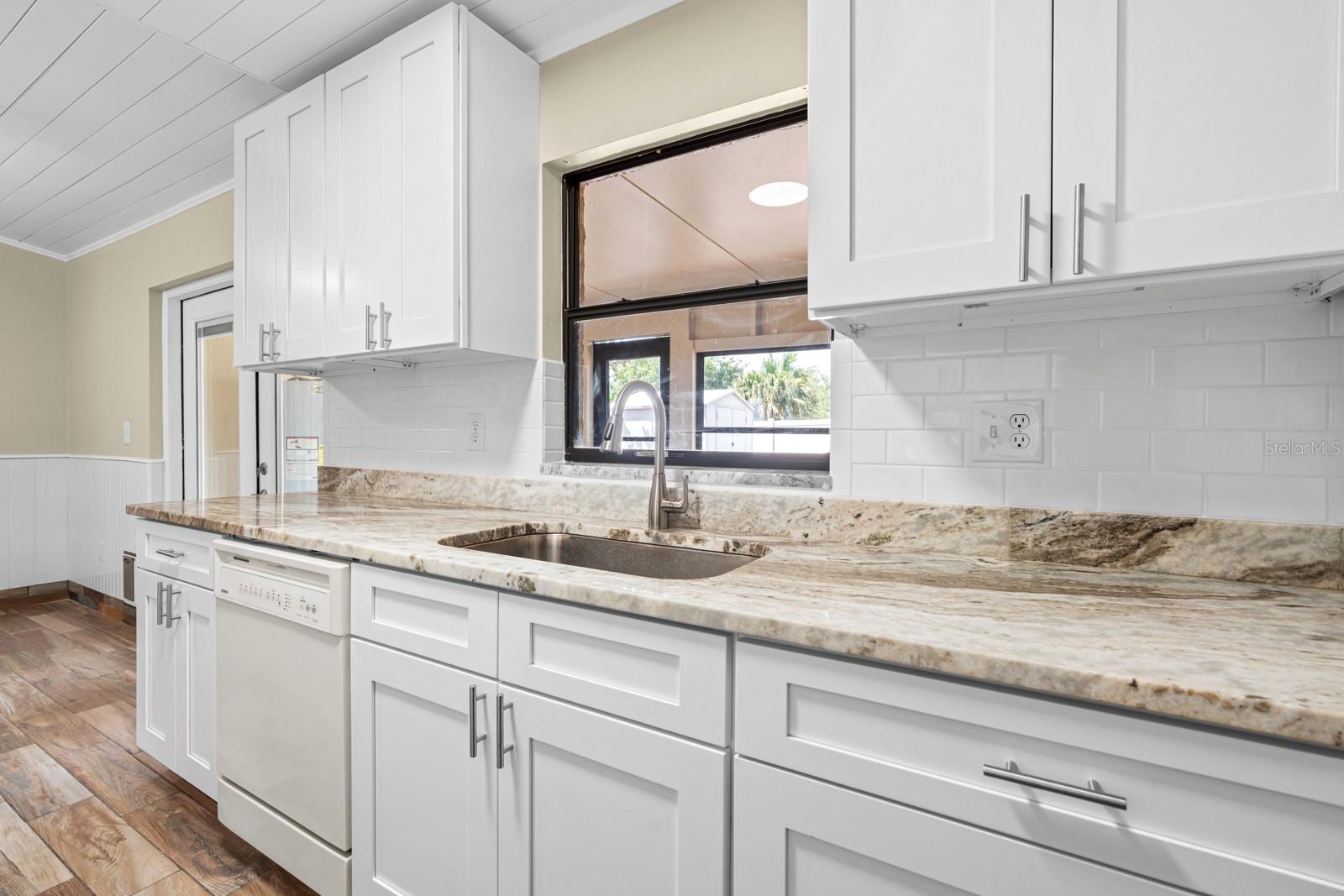 1205 MOHRLAKE DRIVE, Brandon, FL 33511