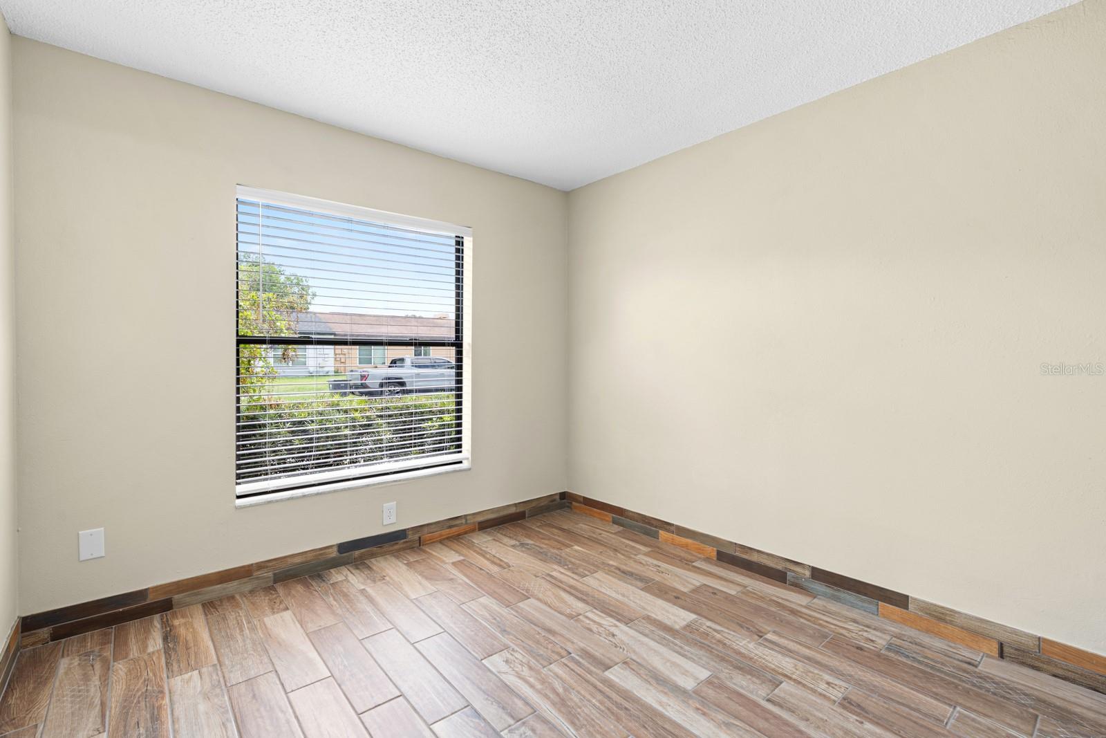 1205 MOHRLAKE DRIVE, Brandon, FL 33511