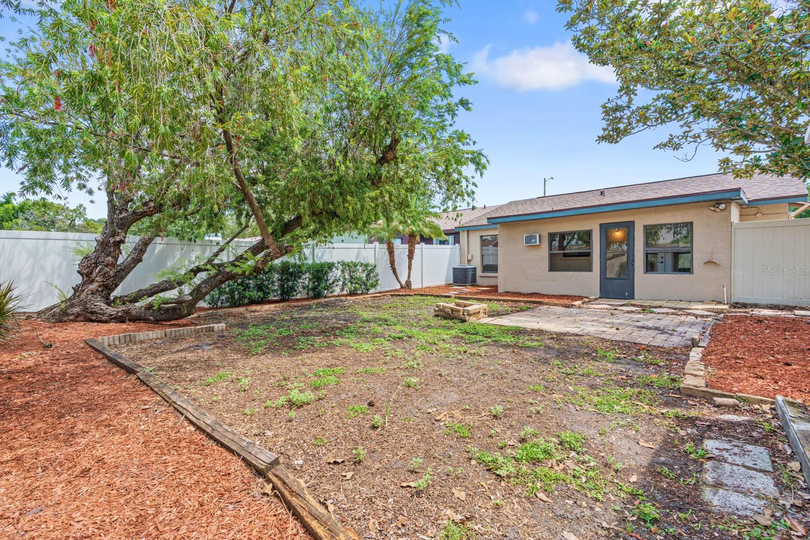 1205 MOHRLAKE DRIVE, Brandon, FL 33511