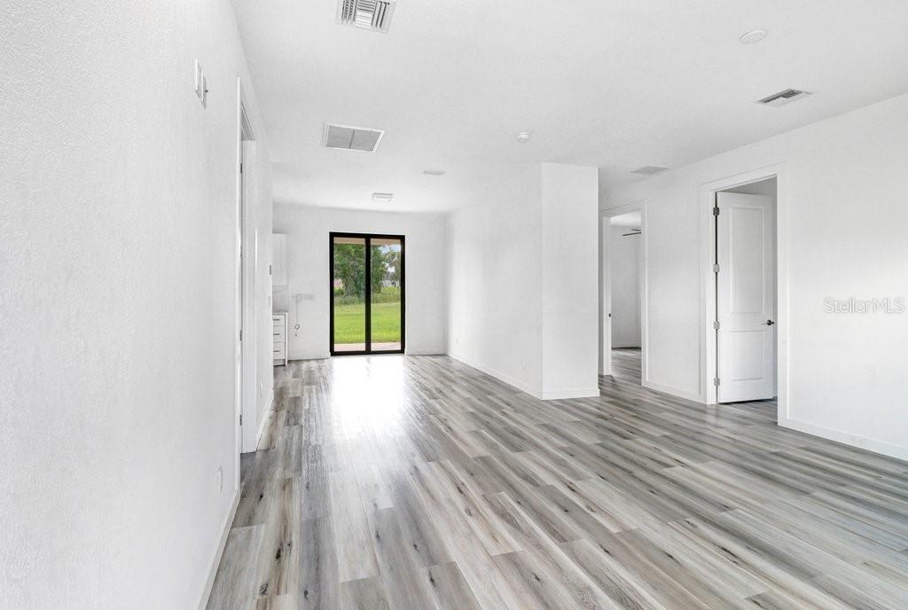 253 HALLMARK AVENUE, Lake Placid, FL 33852 253 HALLMARK AVENUE, Lake Placid, FL 33852
