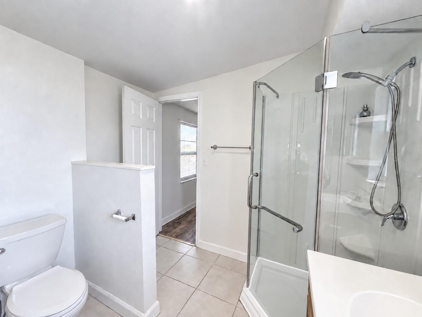 6711 DARTMOUTH AVENUE N, St Petersburg, FL 33710