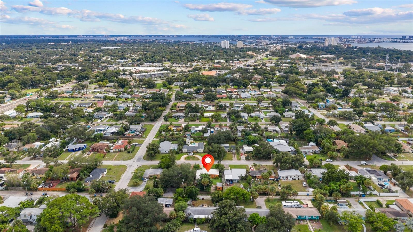 6711 DARTMOUTH AVENUE N, St Petersburg, FL 33710