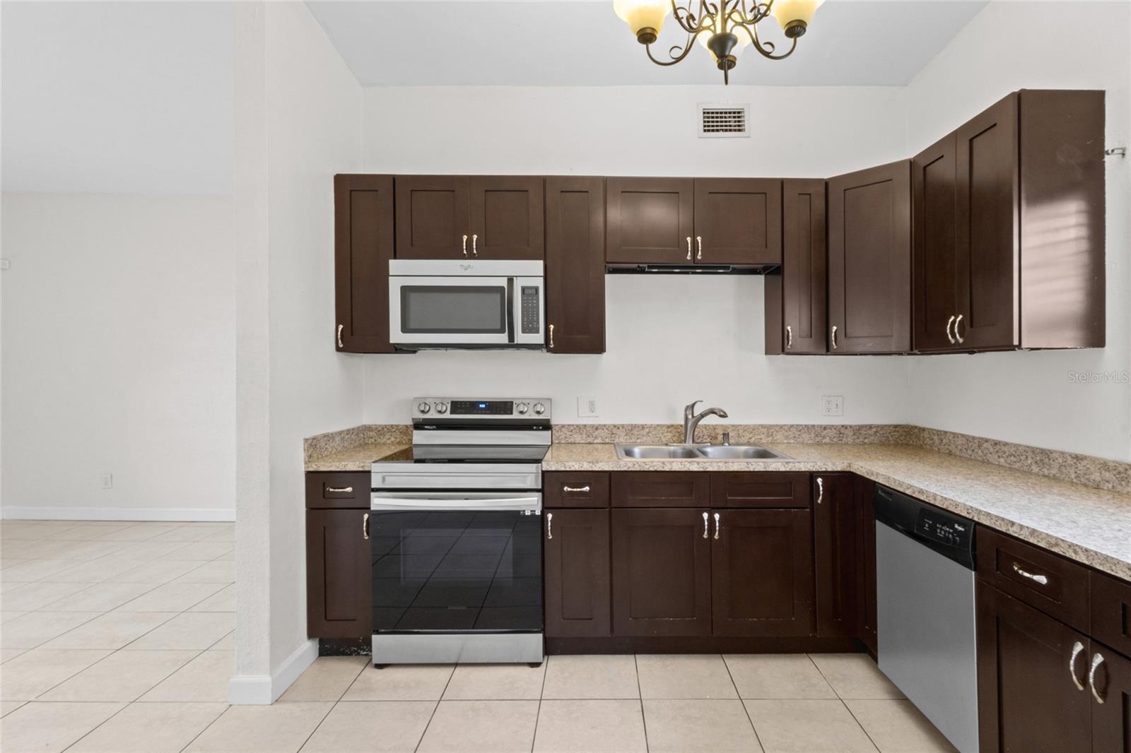 6711 DARTMOUTH AVENUE N, St Petersburg, FL 33710 6711 DARTMOUTH AVENUE N, St Petersburg, FL 33710