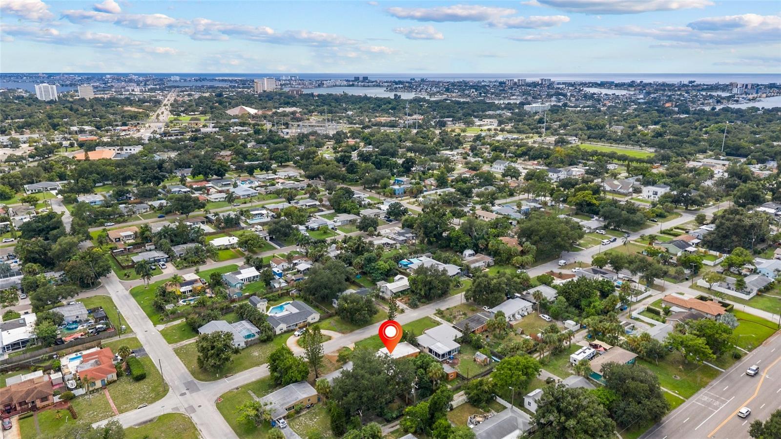 6711 DARTMOUTH AVENUE N, St Petersburg, FL 33710