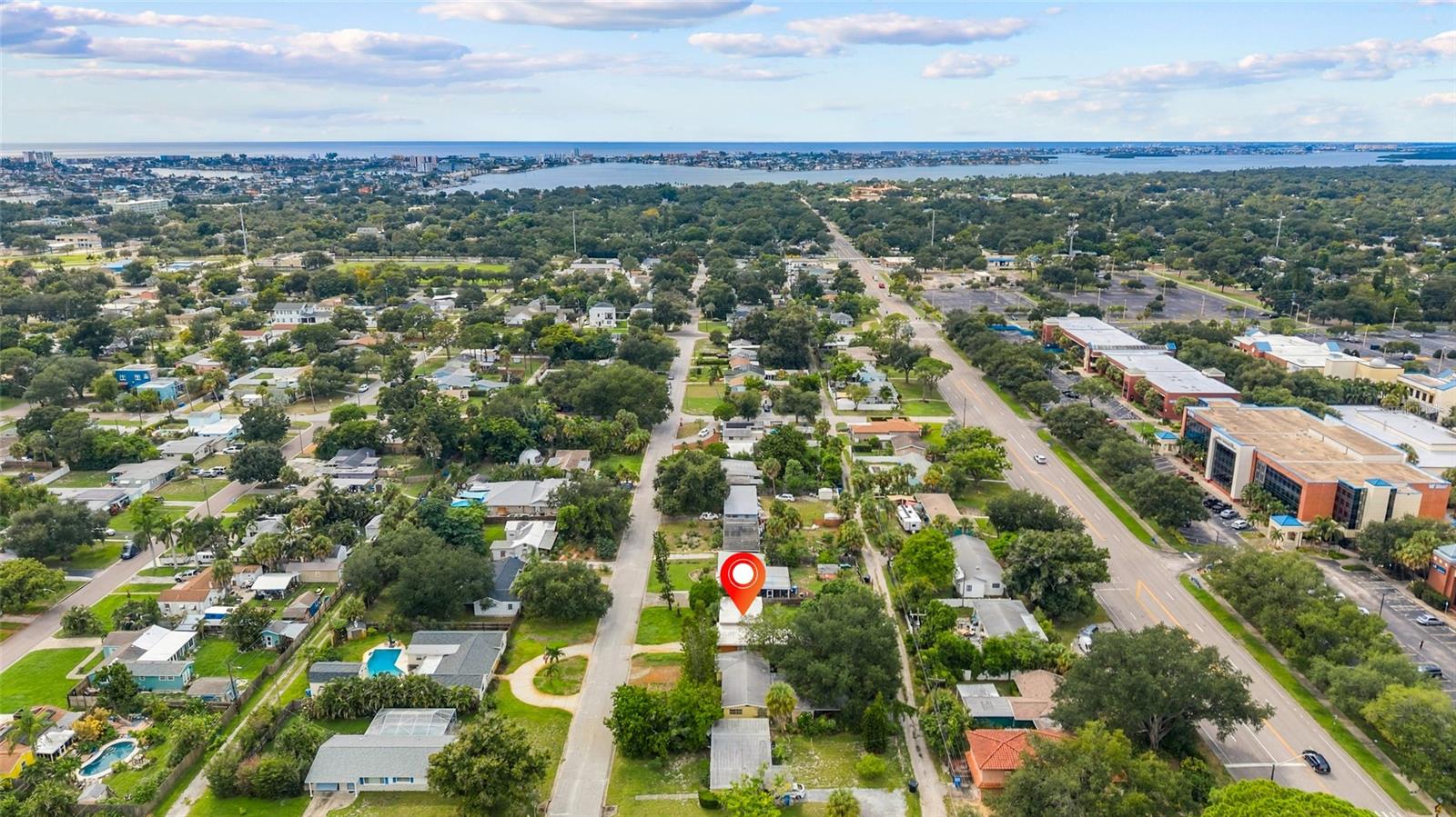 6711 DARTMOUTH AVENUE N, St Petersburg, FL 33710