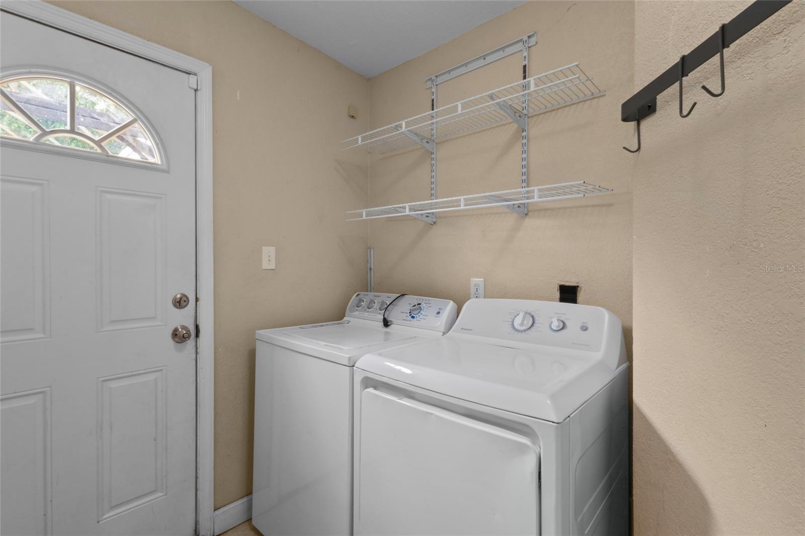 6711 DARTMOUTH AVENUE N, St Petersburg, FL 33710