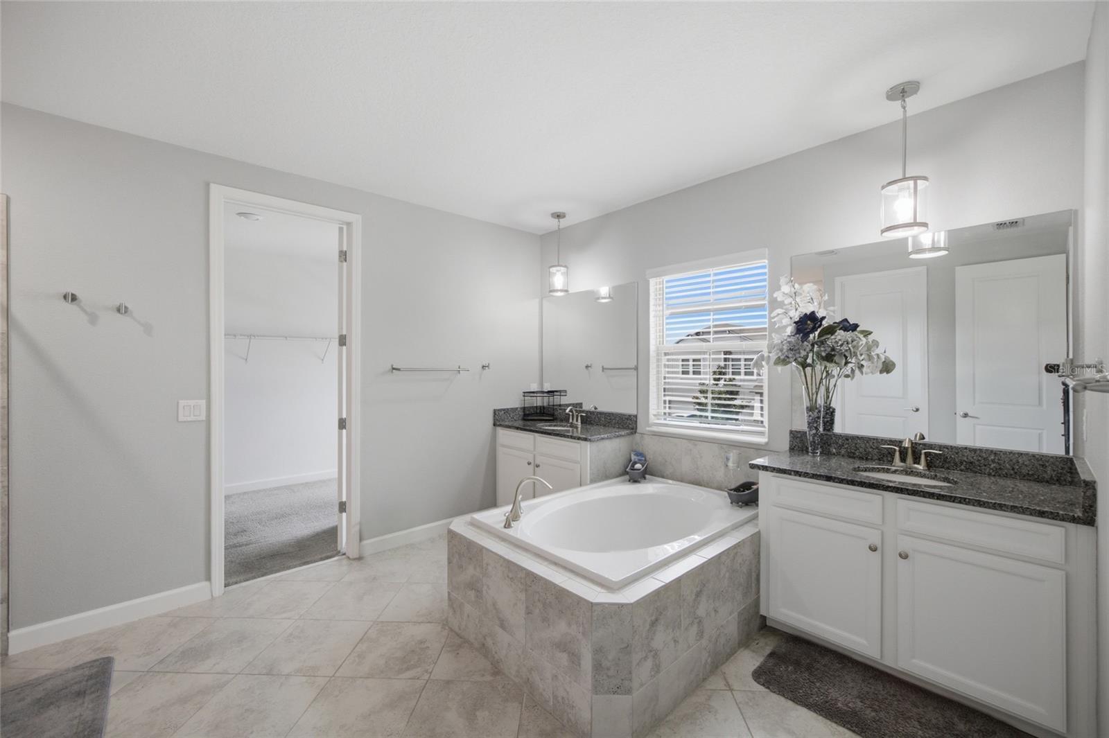 11419 SUNBURST MARBLE ROAD, Riverview, FL 33579