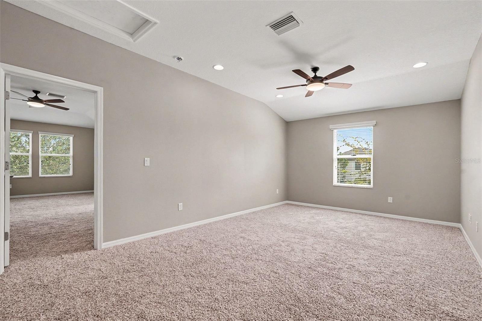 29967 SOUTHWELL LANE, Wesley Chapel, FL 33543